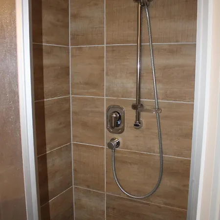 Gaestehaus Sankt Franziskus 旅馆 Ostritz